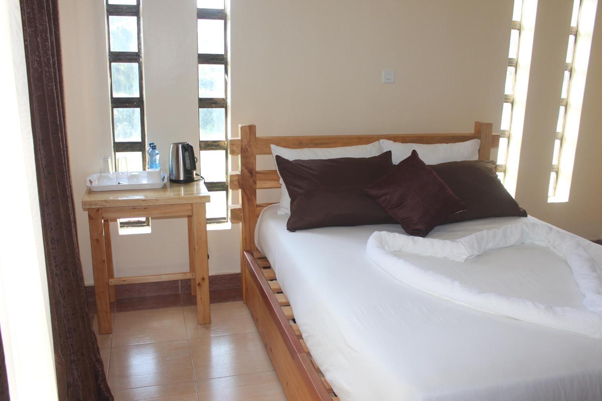 Eshborns House - Near Jomo Kenyatta International Airport And Sgr With Shuttle Services Syokimau Esterno foto