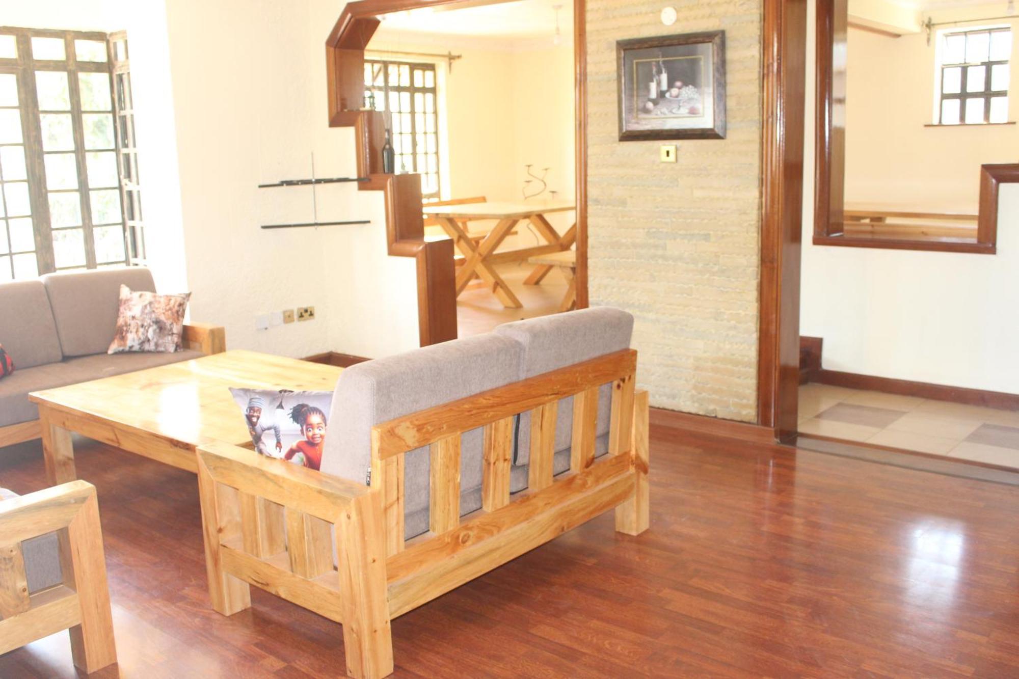 Eshborns House - Near Jomo Kenyatta International Airport And Sgr With Shuttle Services Syokimau Esterno foto