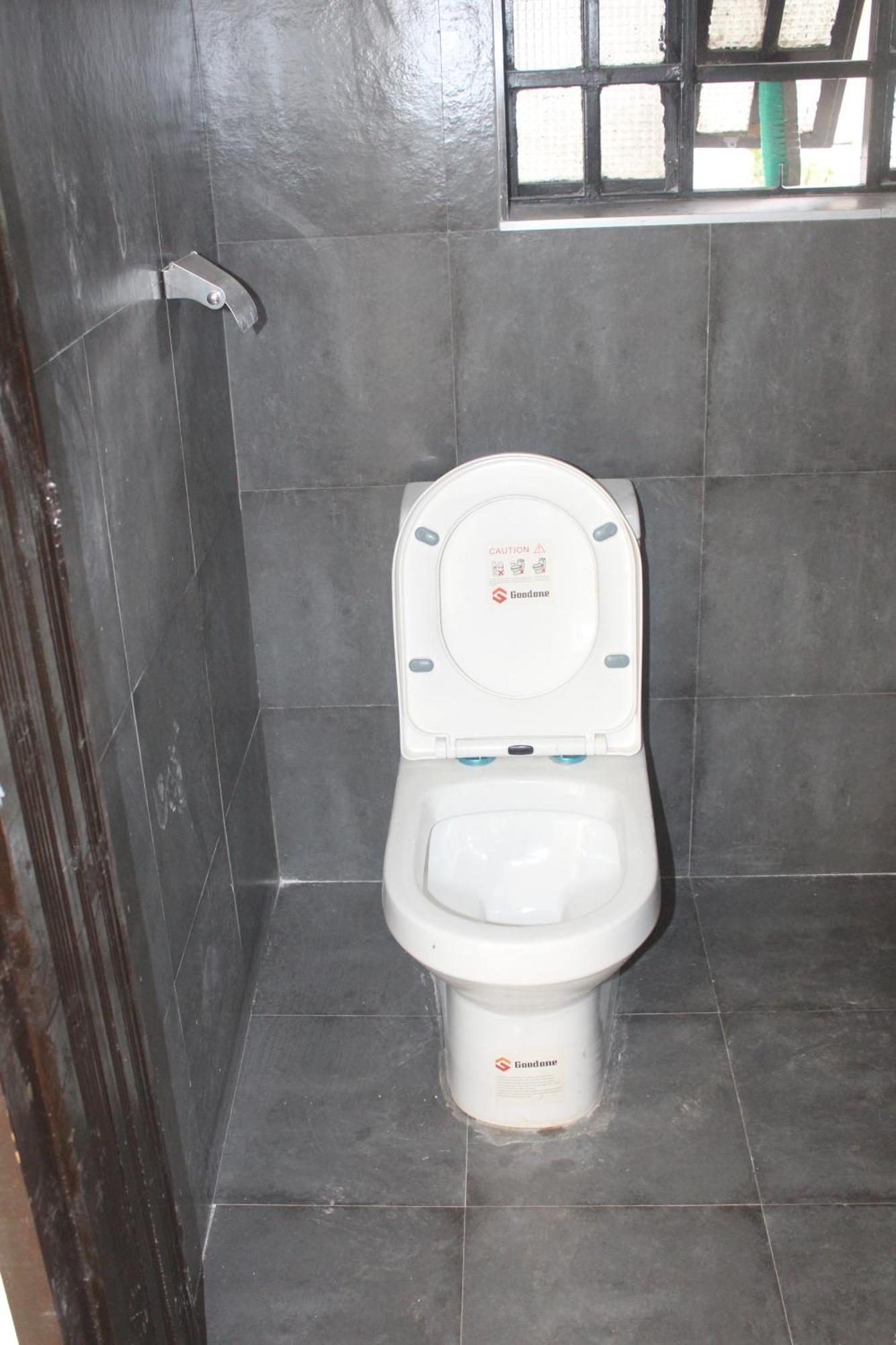 Eshborns House - Near Jomo Kenyatta International Airport And Sgr With Shuttle Services Syokimau Esterno foto